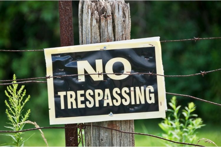 No trespassing sign board Arizona trespassing penalties