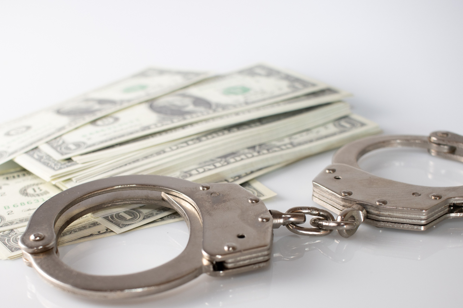 Bail Bonds: What to Expect in Arizona Bail Bonds: What to Expect in Arizona